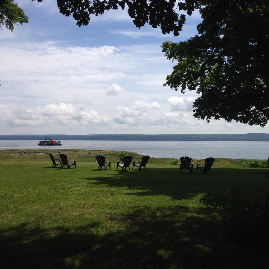 Auberge Les Blancs Moutons Saint-Laurent-de-l'ile d'Orleans 외부 사진